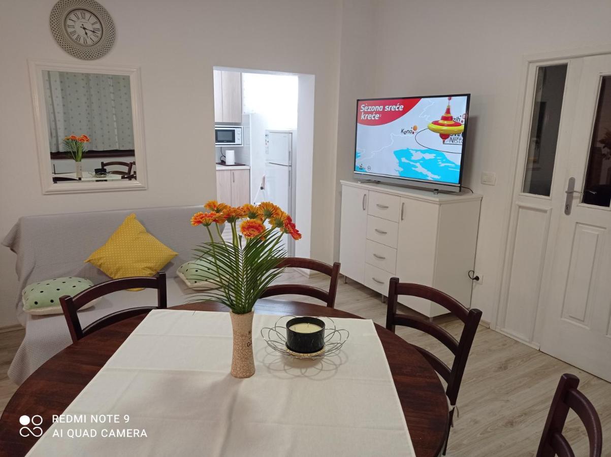 Studio Apartman Sonja Otočac Εξωτερικό φωτογραφία