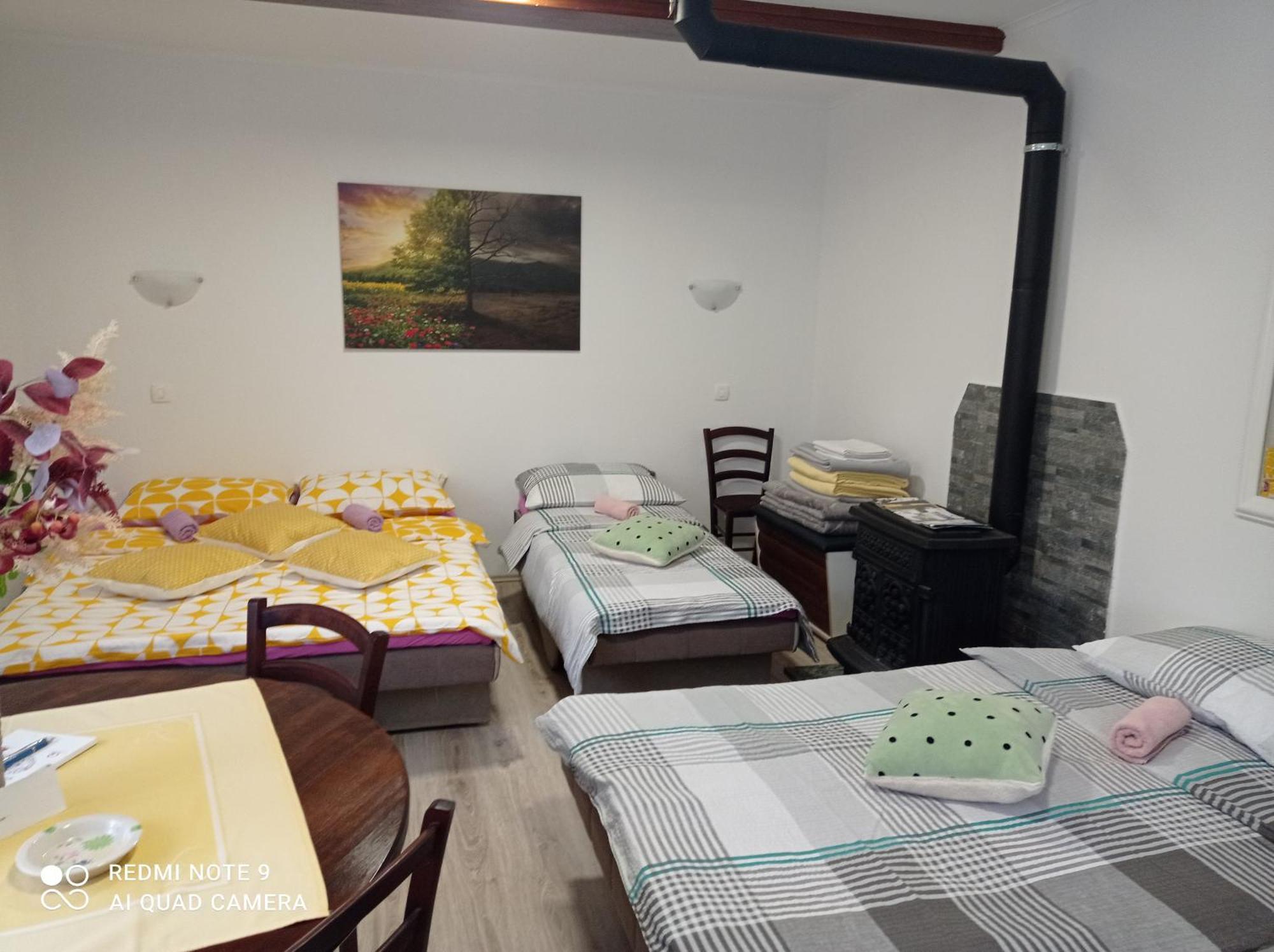 Studio Apartman Sonja Otočac Εξωτερικό φωτογραφία